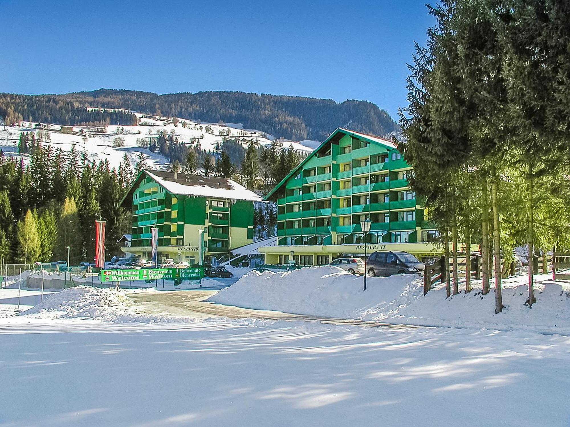 Alpine Club 4*