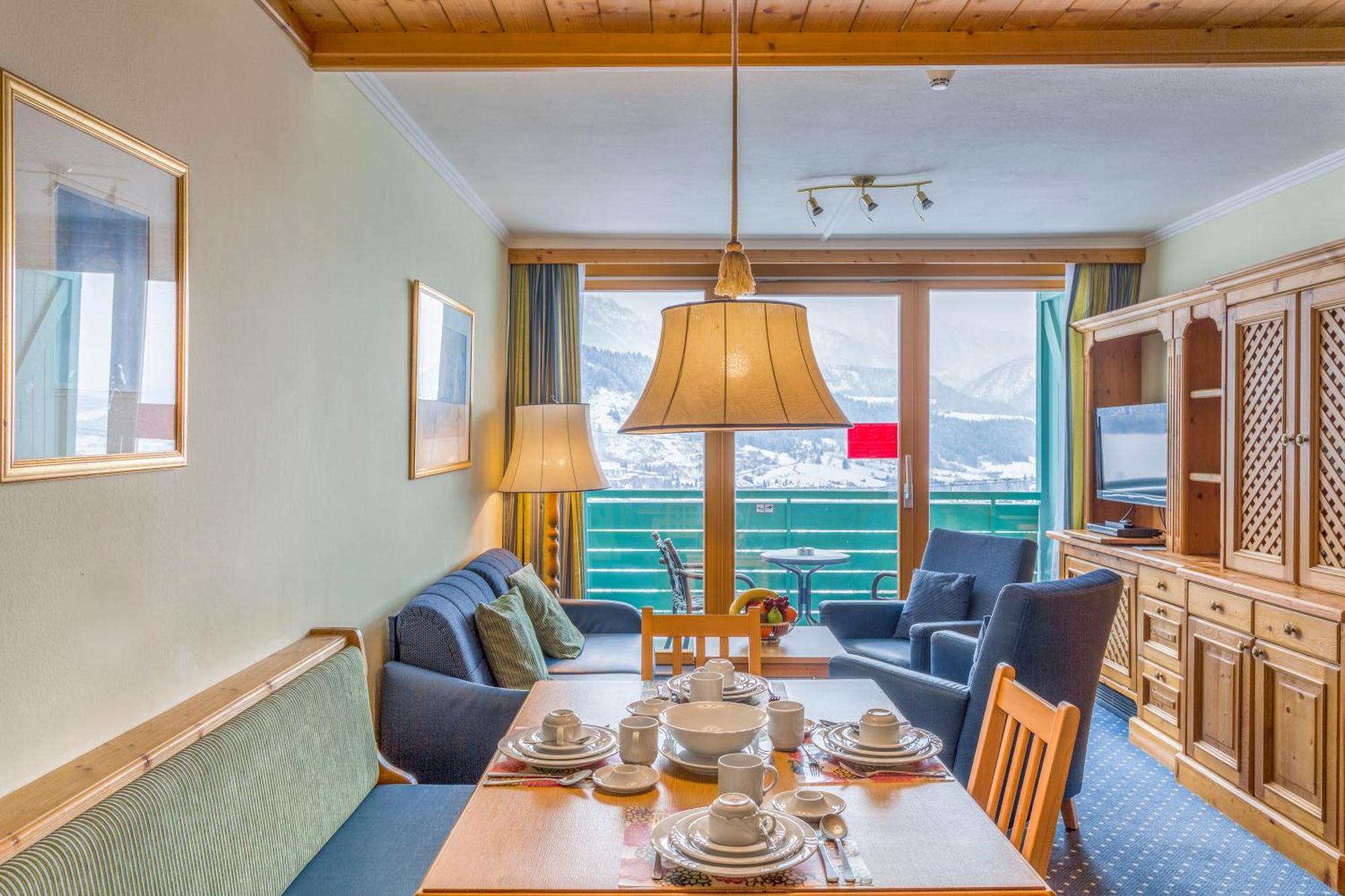 Alpine Club Aparthotel