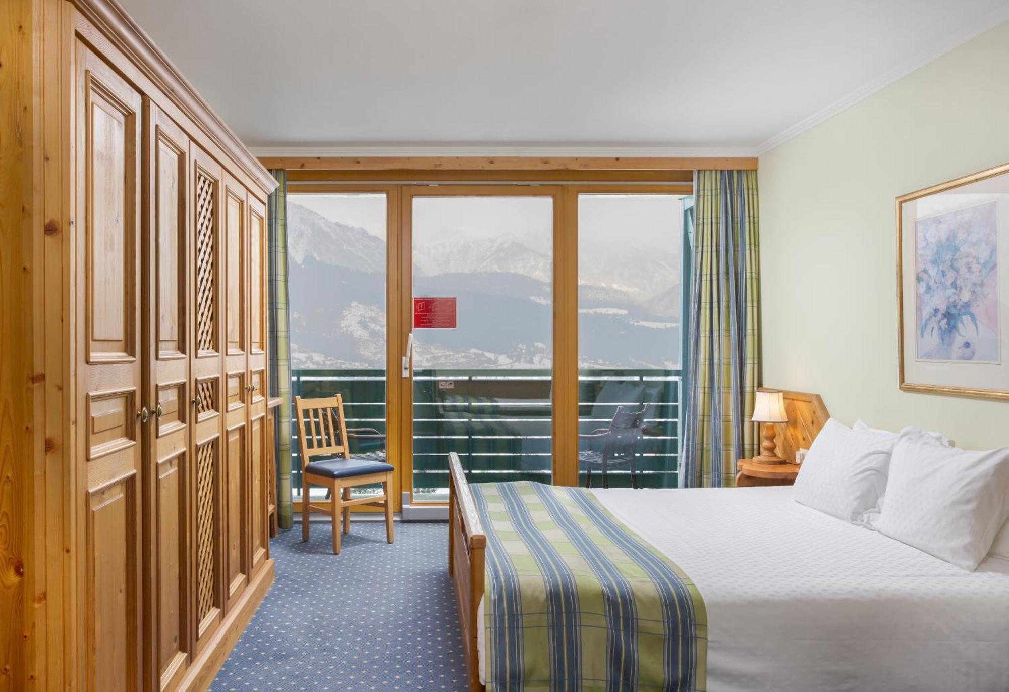 Alpine Club 4*